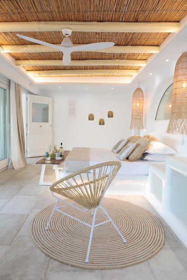 Avali Deluxe Suites Agios Prokopios  Ngoại thất bức ảnh