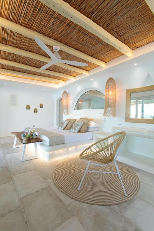 Avali Deluxe Suites Agios Prokopios  Ngoại thất bức ảnh